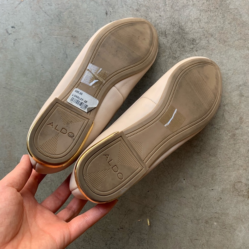 Nude flats - Picture 2 of 3